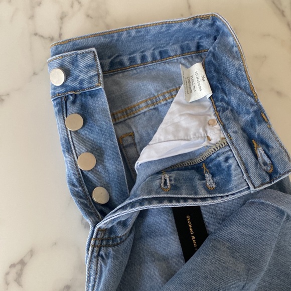 NWT relaxed fit 90s style button down jeans size S (fits a size 25) 👖💙🧢 - Picture 4 of 5